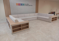 Угловой диван с деревянными декоративными элементами - masterskay-mebely.ru - Екатеринбург