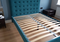 Кровать с утяжками на изголовье - masterskay-mebely.ru - Екатеринбург