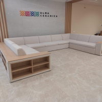 Угловой диван с деревянными декоративными элементами - masterskay-mebely.ru - Екатеринбург