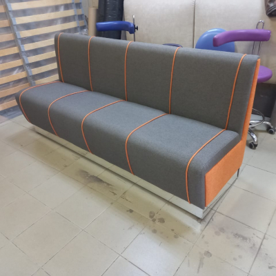 Прямой диван для общественной зоны - masterskay-mebely.ru - Екатеринбург